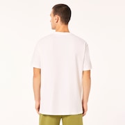 Relax Pocket Ellipse Tee - White