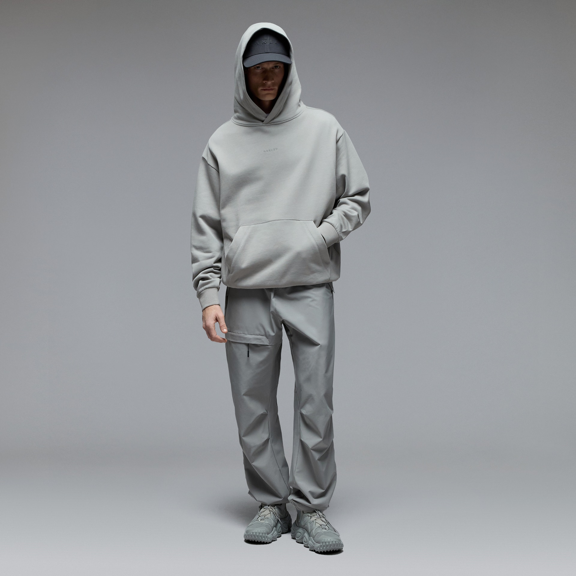 Oakley Sandboard Hoodie in Cement | Oakley® US