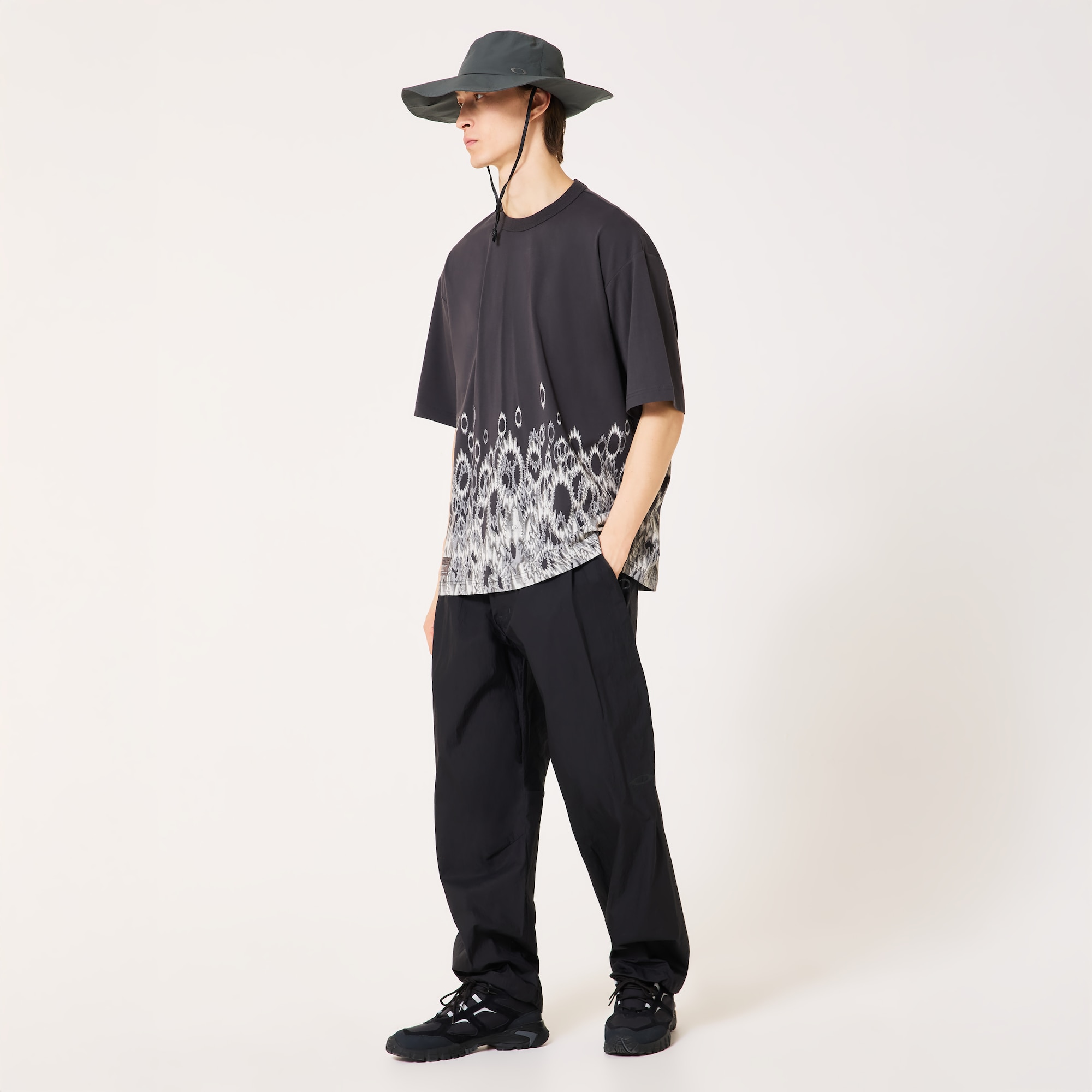 Oakley Fgl Overspray Tee 6.0 in Black Print | Oakley® JP