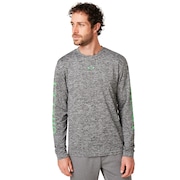 Oakley 3 Rd-G O Fit Long Sleeve Tee 2.7 in Dark Gray Heather