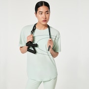 Radiant Tender Off Body Tee 2.0 - Bay Green