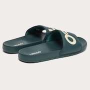 Oakley B1B Slide 2.0 - Hunter Green