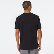 Graphic Waves Tee - Blackout