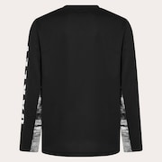 Slant Logo Print L/S Tee 8.0 - Blackout