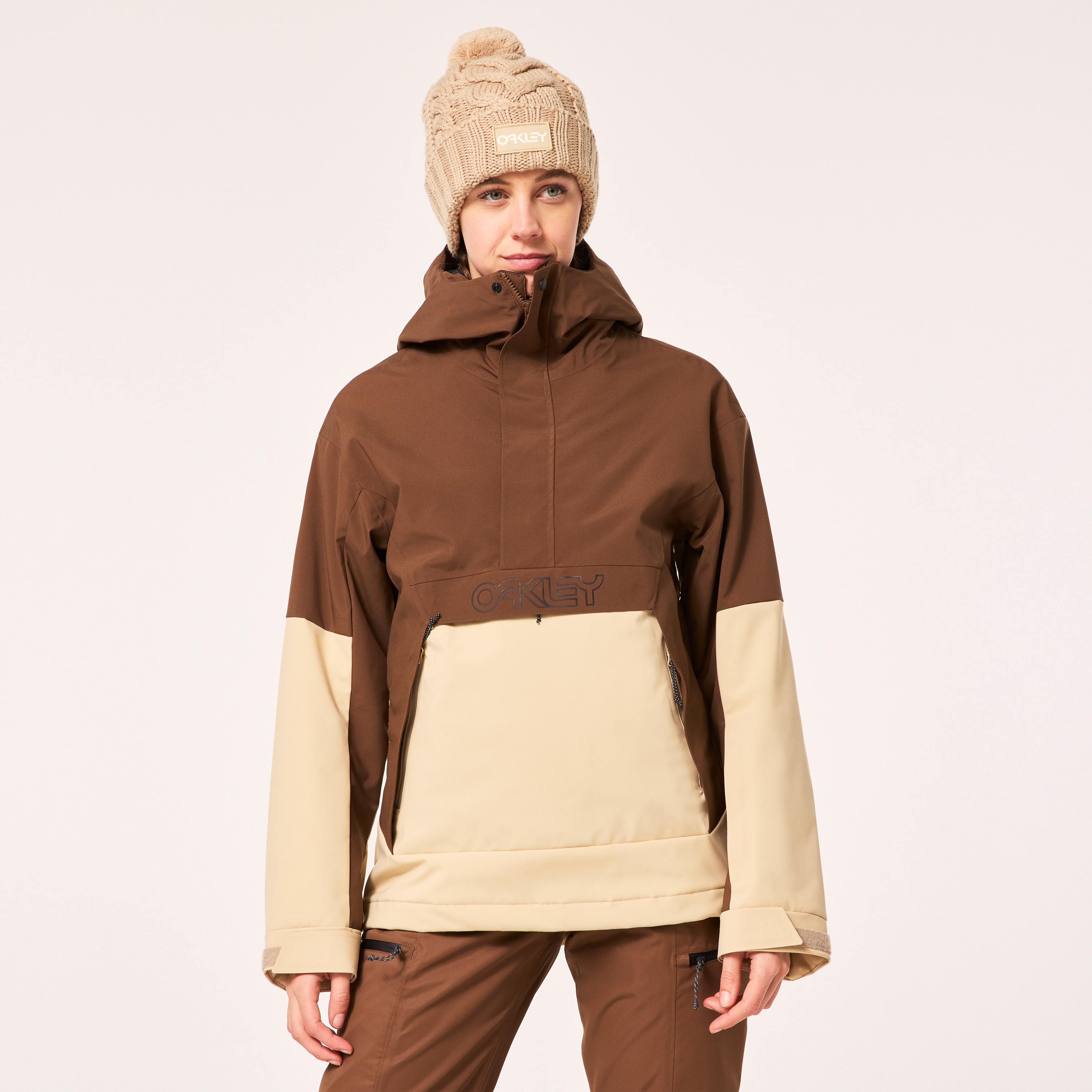 Oakley Wmns Tnp Tbt Insulated Anorak in Humus/Carafe | Oakley® US
