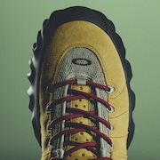 Oakley Factory Team Suede Edge Boot - Parsnip/Tea