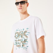 B1B Coral Tee - White