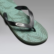 Catalina Flip Flop - Faded Green Hibiscus Str