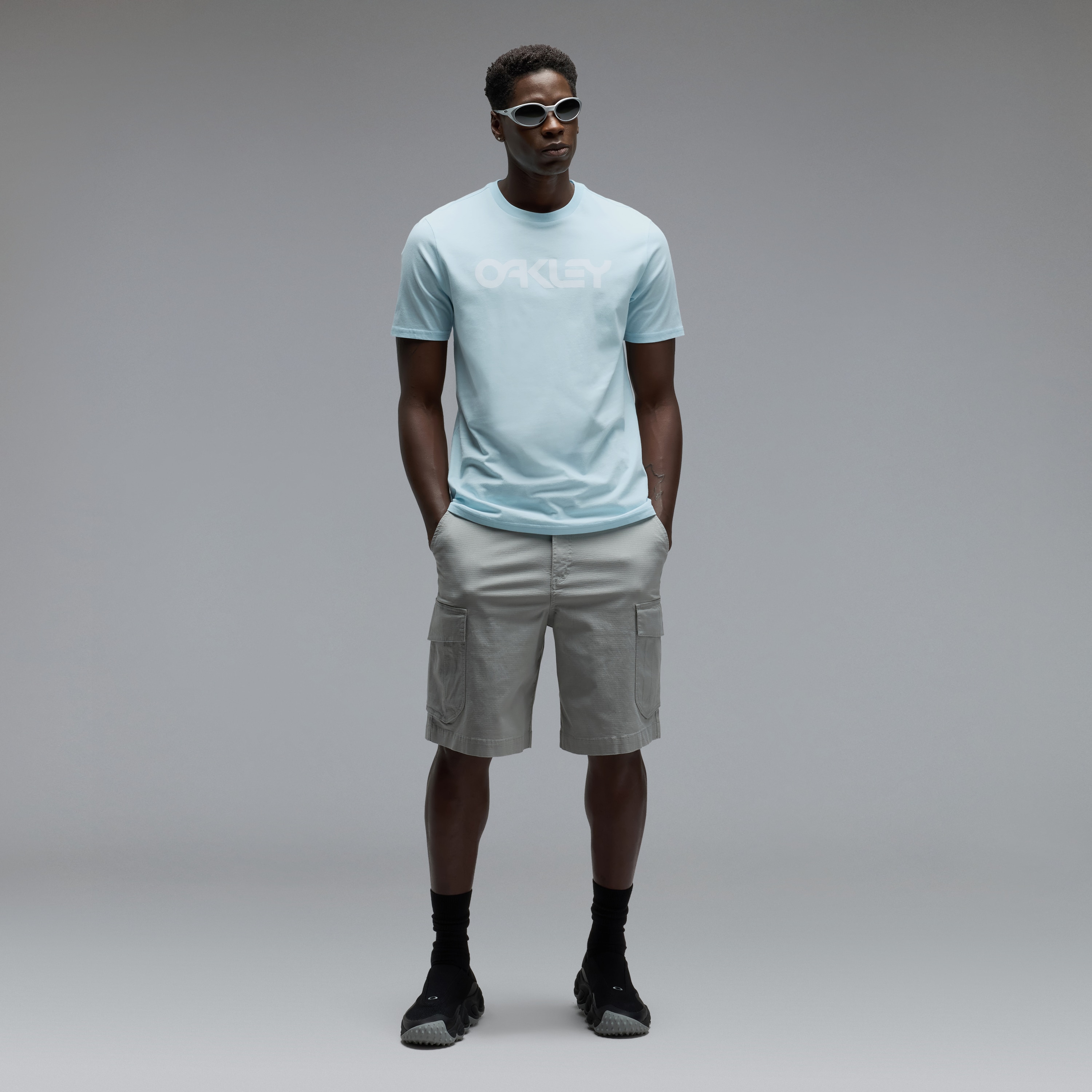 Oakley Mark II Tee 2.0 in Frost | Oakley® CA