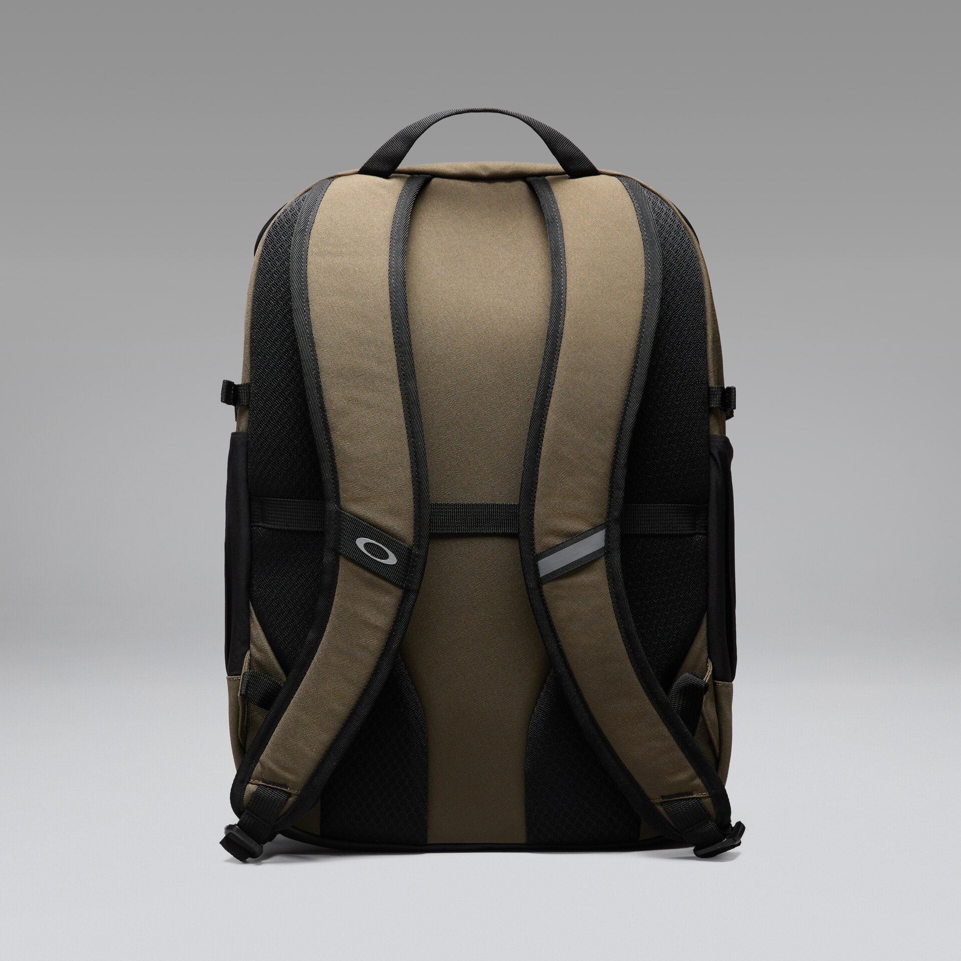 Oakley Enduro 25L Backpack in Pebble | Oakley® US