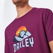 Matterhorn Tee - Dark Purple
