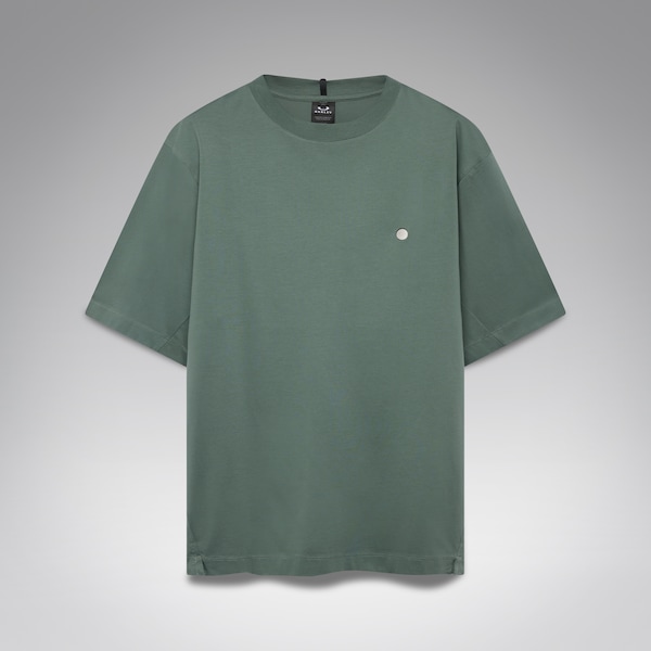 SS T-Shirt Metallic Chest Coin