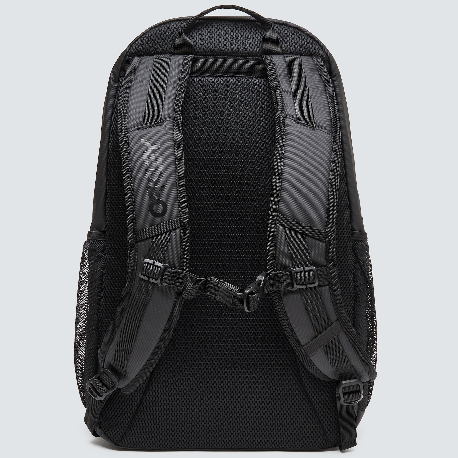 Oakley The Freshman Skate Backpack in Blackout | Oakley® US