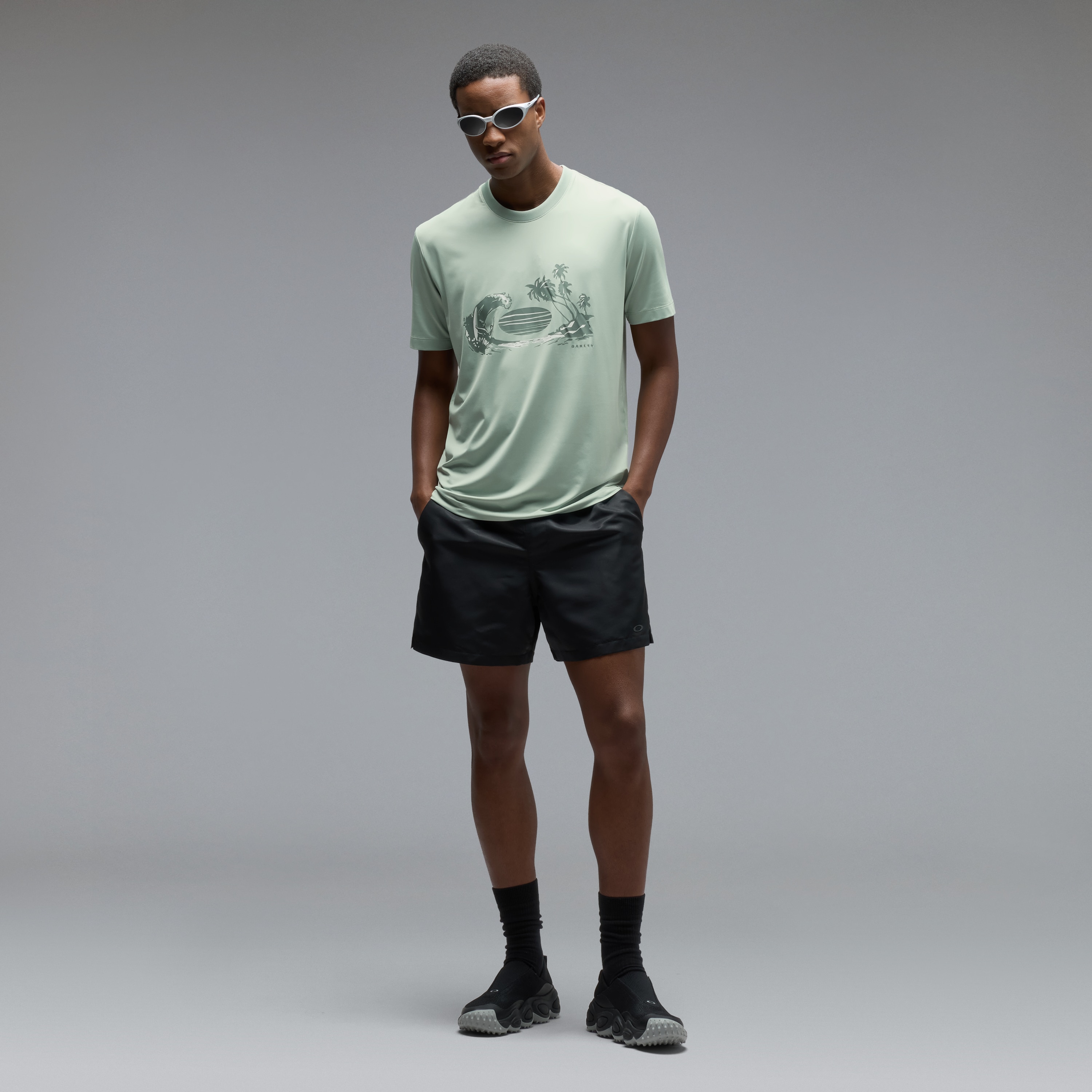 Oakley Men's Waterscape Ventura Sun Tee Size: M