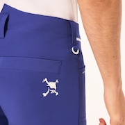 Skull Synchronism Vent Shorts - Wave Blue