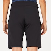 W Factory Pilot  Lite  Short - Blackout