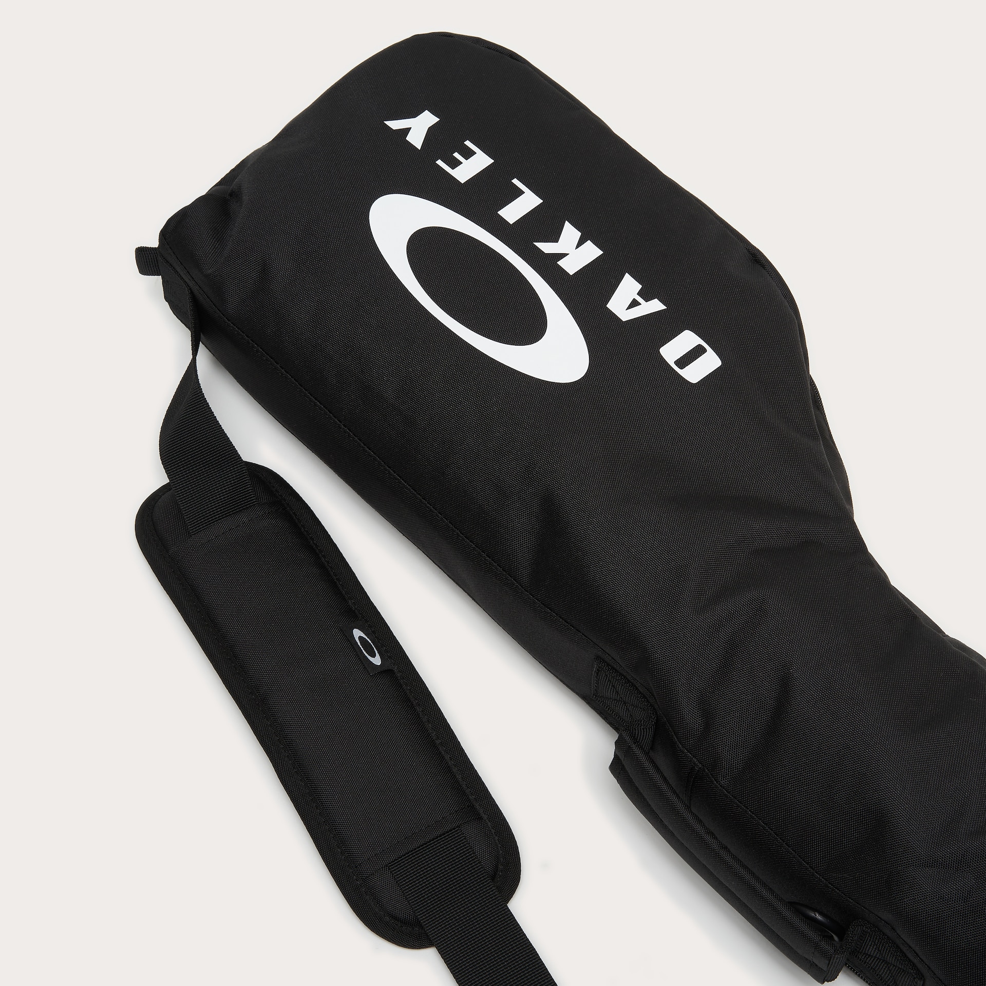 ゴルフバッグ・キャディバッグ OAKLEY Club Case Oakley Club Case 18.0 Fw in Blackout | Oakley® US