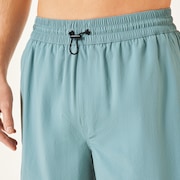 Performance Hybrid Short - Pacific
