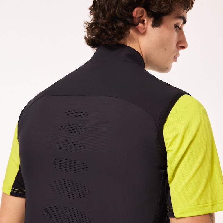 Elements Vest - Blackout