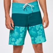 Floral Seamless 20 Boardshort - Green/Flowers