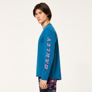 Slant Logo Print L/S Tee 8.0 - Ad Blue