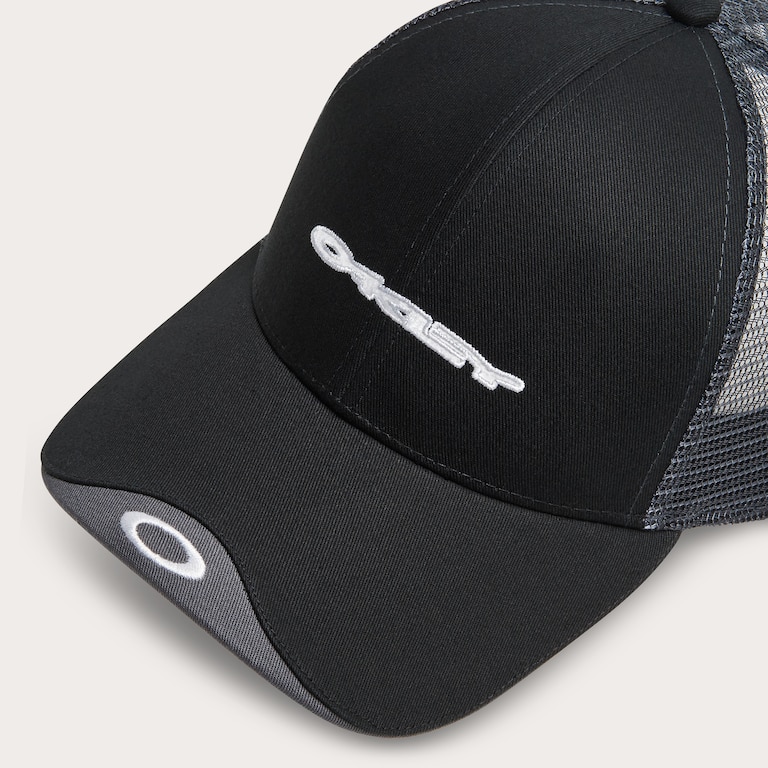 Oakley Classic Trucker Hat - Blackout