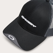 Oakley Classic Trucker Hat - Blackout