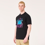 Kek Tee - Blackout