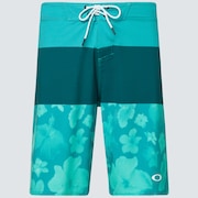 Floral Seamless 20 Boardshort - Green/Flowers