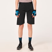 Factory Pilot Lite Short I - Blackout
