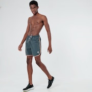Bermuda Para Água Masc Mod Linear Threads Trunk Shorts - Blackout