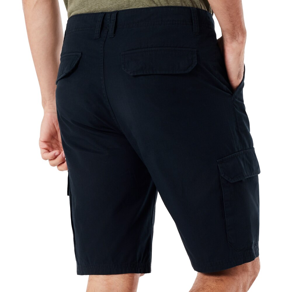 Oakley Cargo Icon Short Pants in Blackout | Oakley® | Official