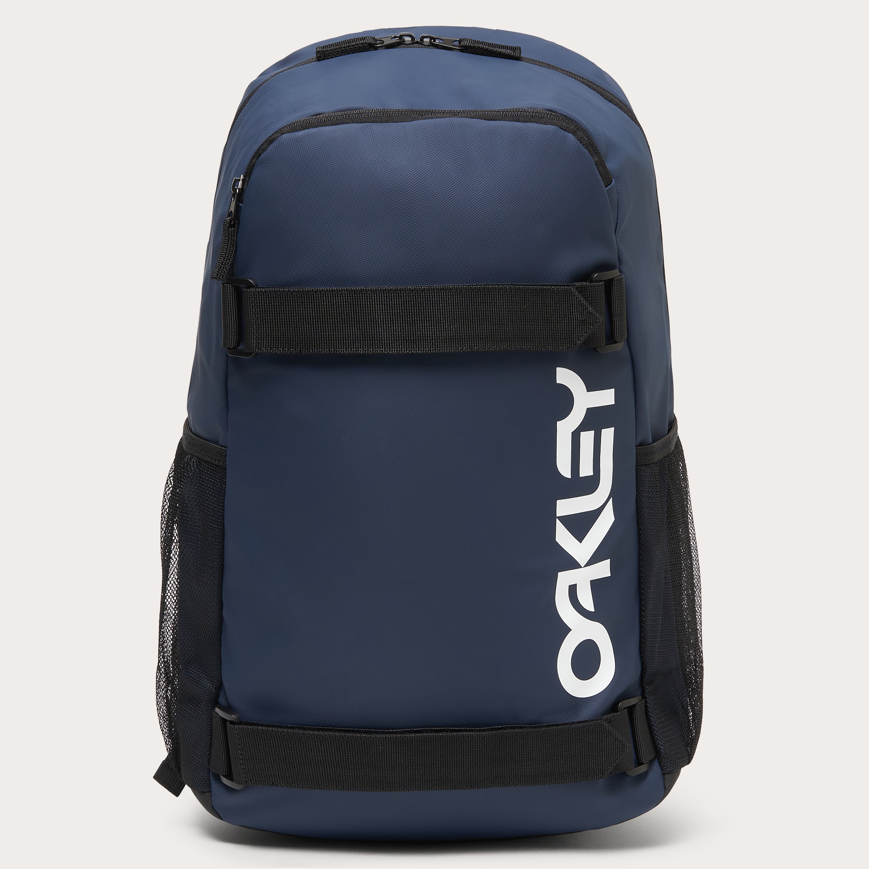 Oakley The Freshman Skate Backpack in Abyss/White | Oakley® EU