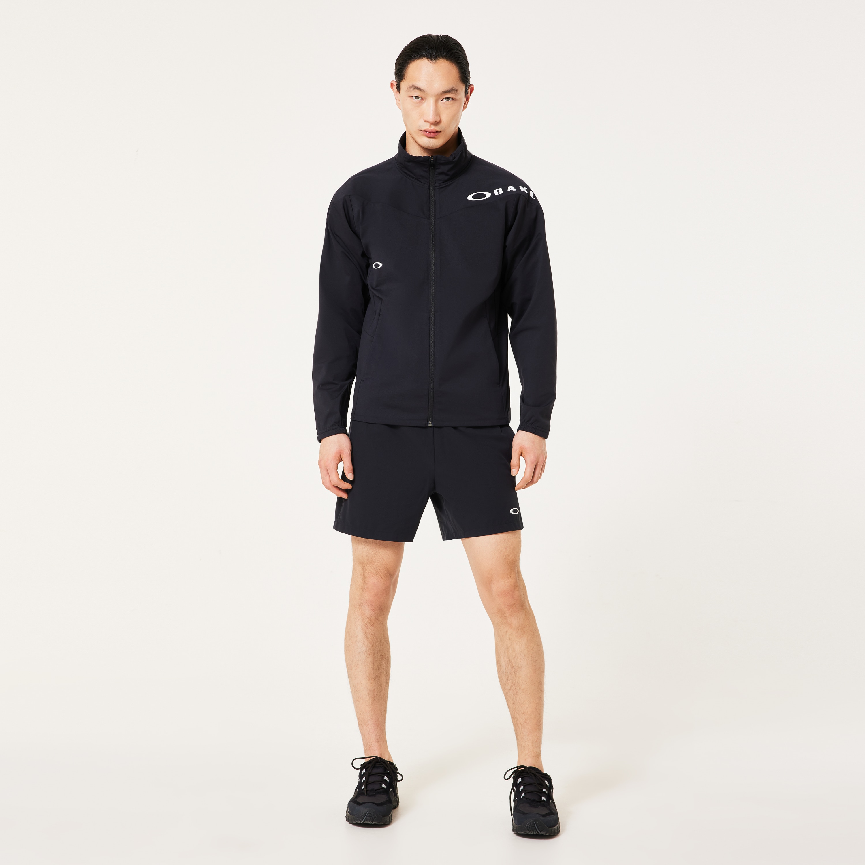 Oakley Enhance Tech Jersey Jacket 15.0 in Blackout | Oakley® US