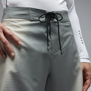 Ellipse 18" Boardshort - Cement