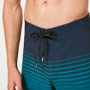Fade Out 21" Rc Boardshort - Green/Fathom Stripes