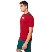 Enhance Short Sleeve Crew 9.7 - Raspberry