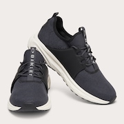 Dry OS - Black/White