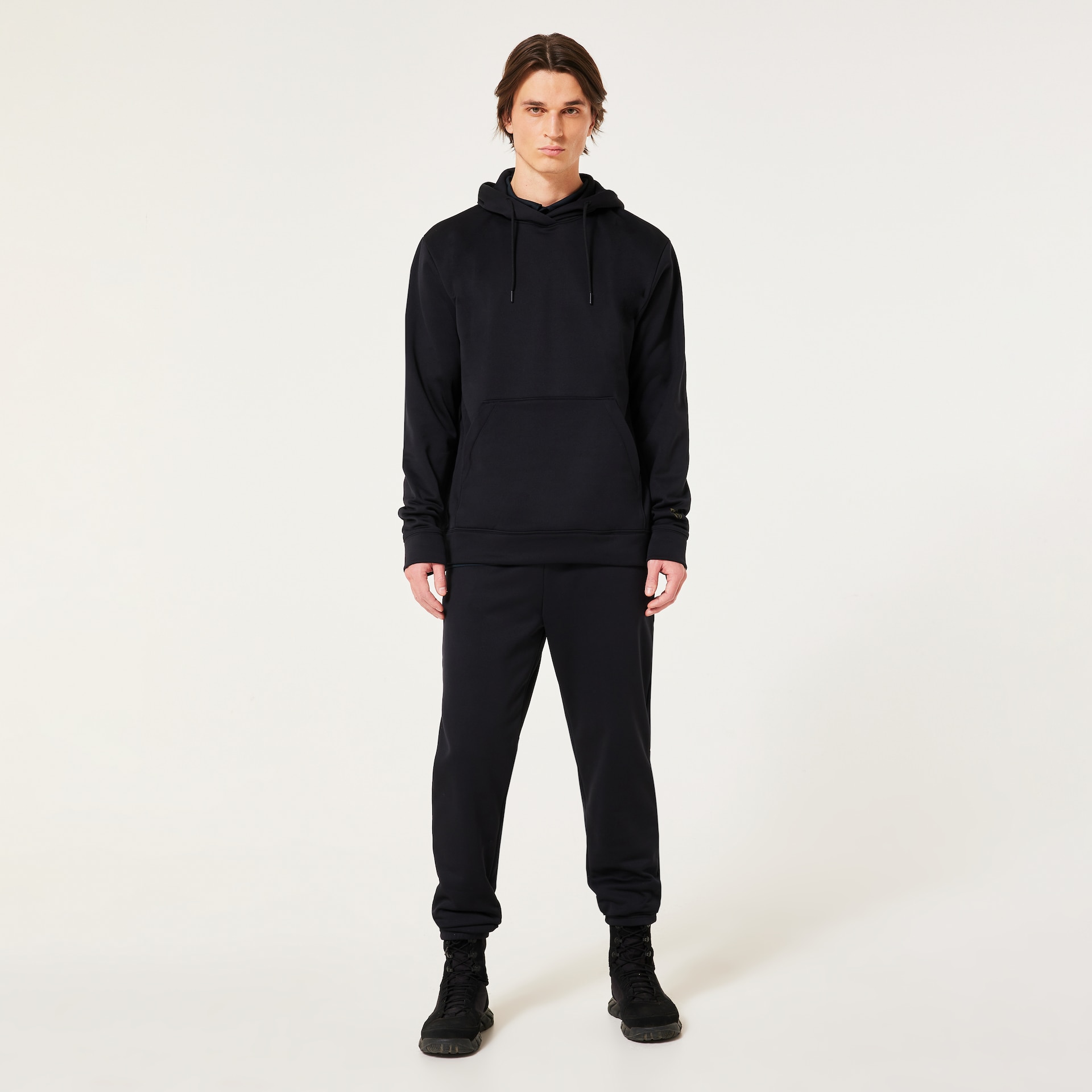 Oakley SI Core Hoodie in Blackout | Oakley® | Official Oakley
