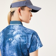 Elevate Squeeze Hem Polo - Blue Storm Print