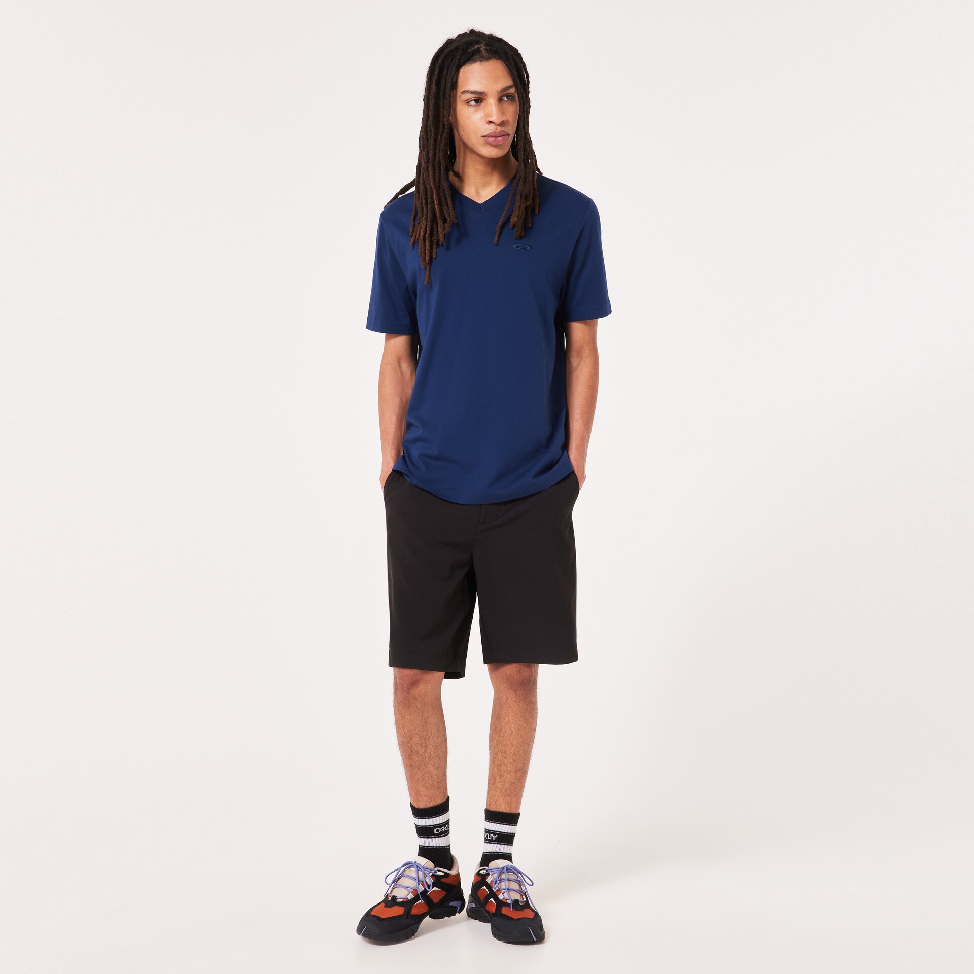 Oakley Relax V-Neck Tee in Team Navy | Oakley® US