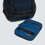 Multifunctional Smart Backpack - Fathom