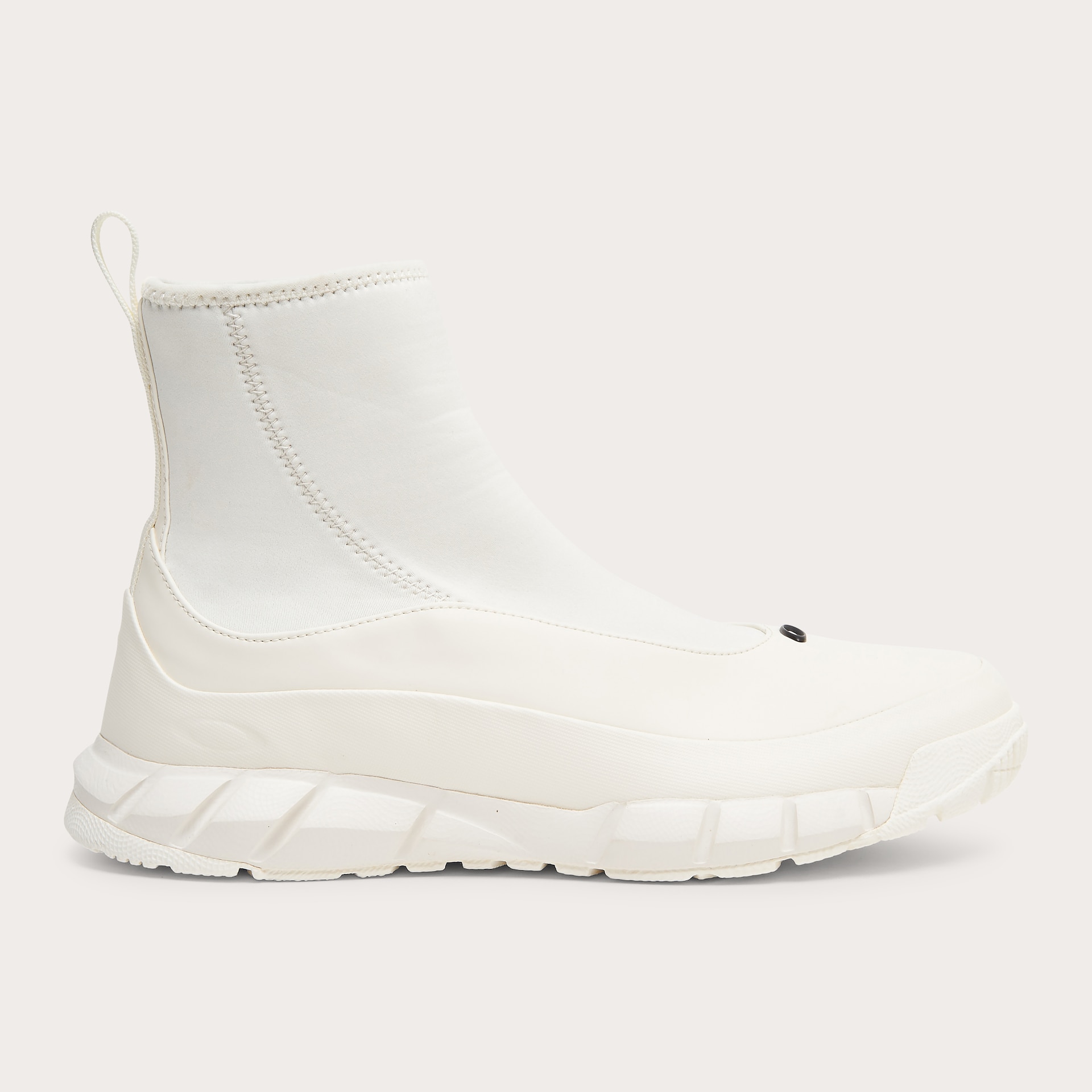 Oakley Coyote Laceless Boot in Arctic White | Oakley® US