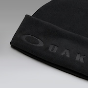 Slush Polar Beanie - Pitch Black