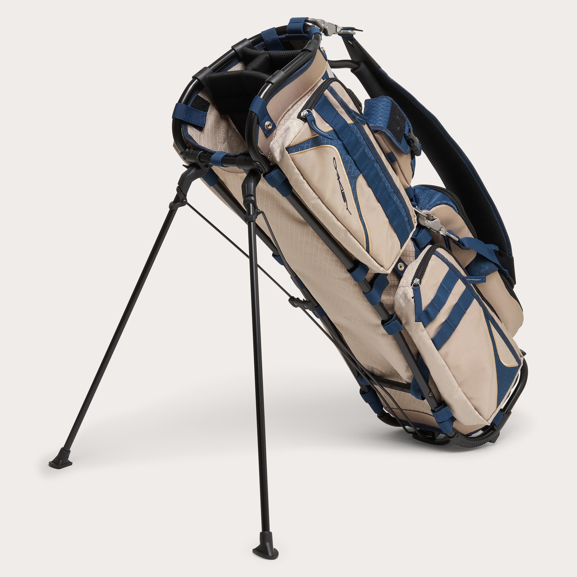 オークリー Icon Golf Bag 24 Cream/Navy | オークリー公式ストア 日本