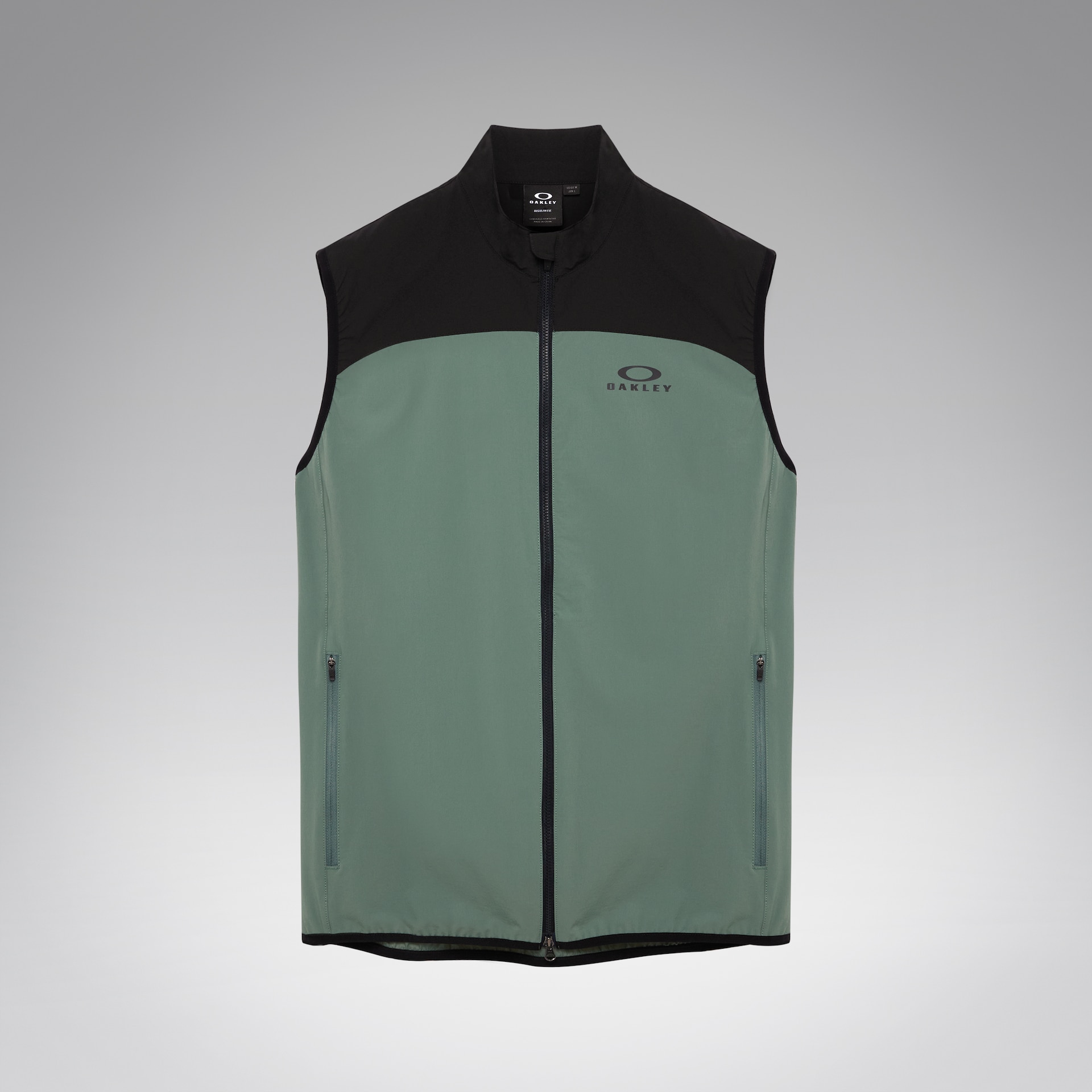 Oakley Elements Vest in Aviator Green | Oakley® CA