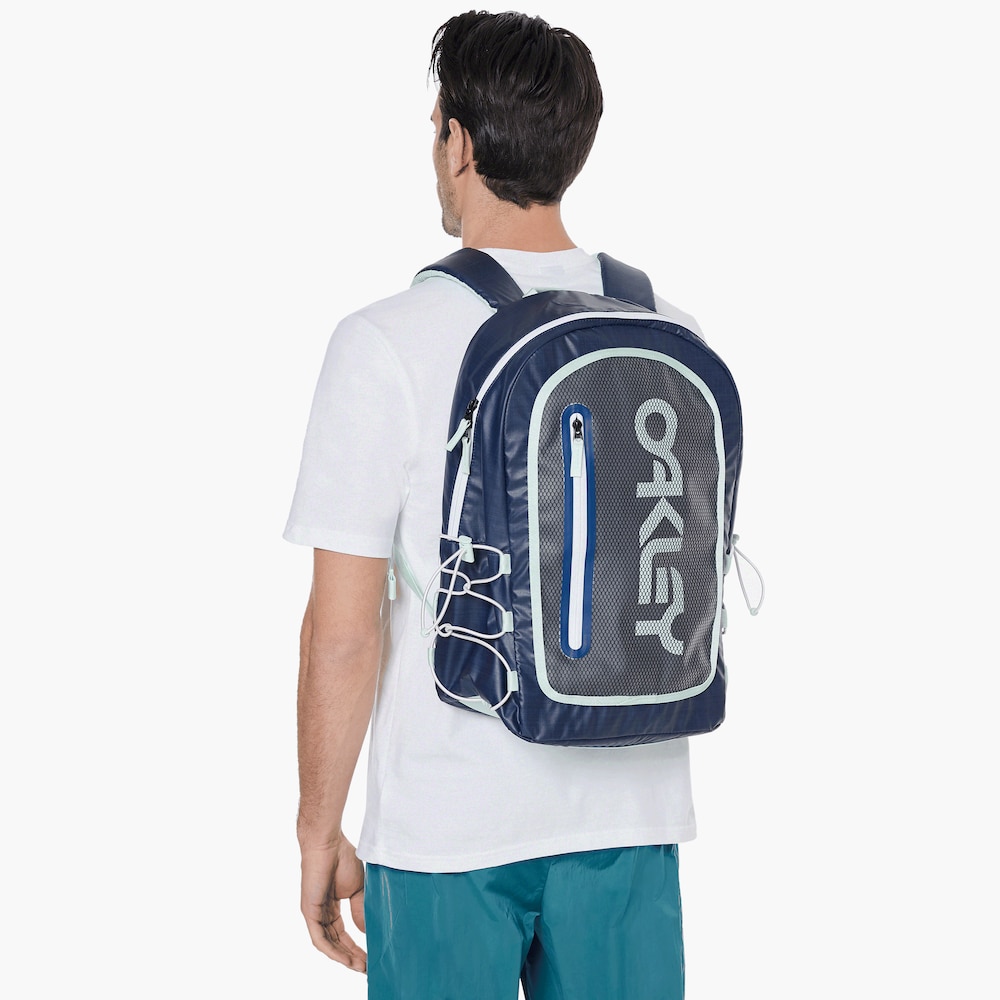 Oakley 90'S Backpack in Dark Blue | Oakley® | Official Oakley