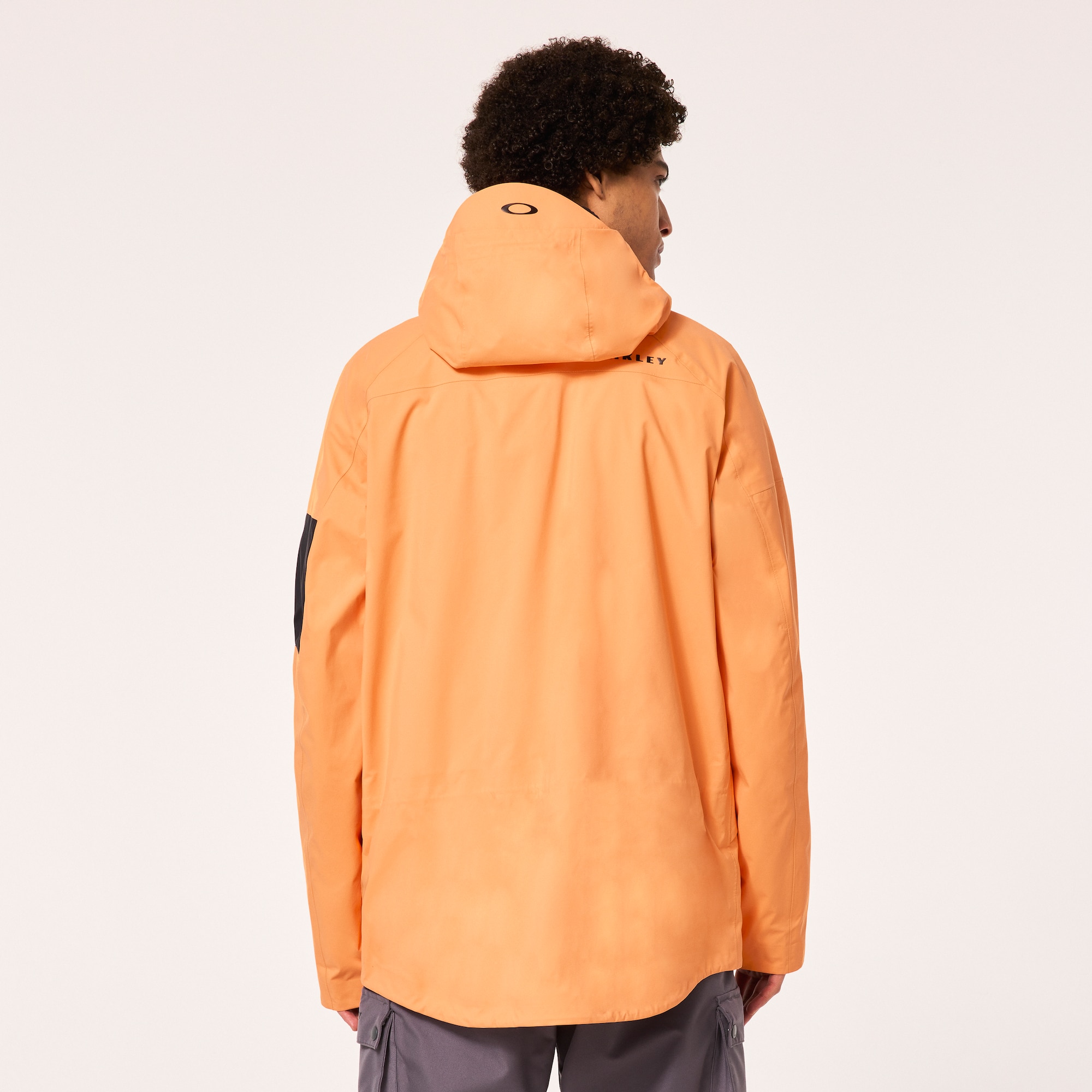 Oakley Bowls Gore-Tex Pro Shell Jacket in Soft Orange | Oakley® JP