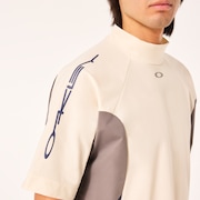 Icon Shape Mock - Cream/Navy