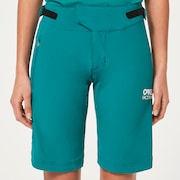 W Factory Pilot  Lite  Short - Green Lake